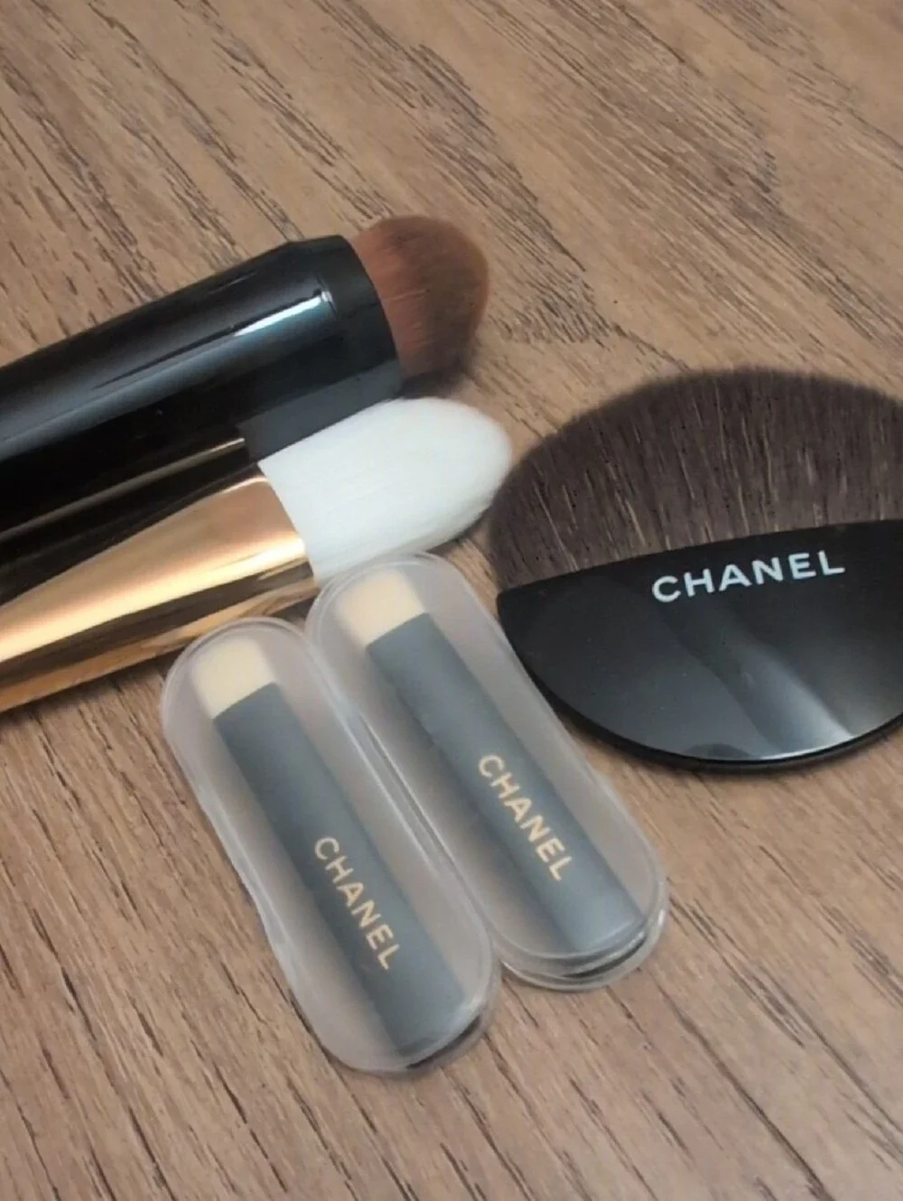 CHANEL Black and Gold Mini Makeup Brush Set Travel